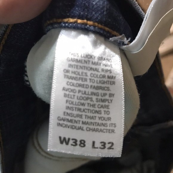 Lucky Brand 410 Athletic Slim Fit 38x30 Blue Jeans Super Soft Stretch Denim Nice - Picture 5 of 5